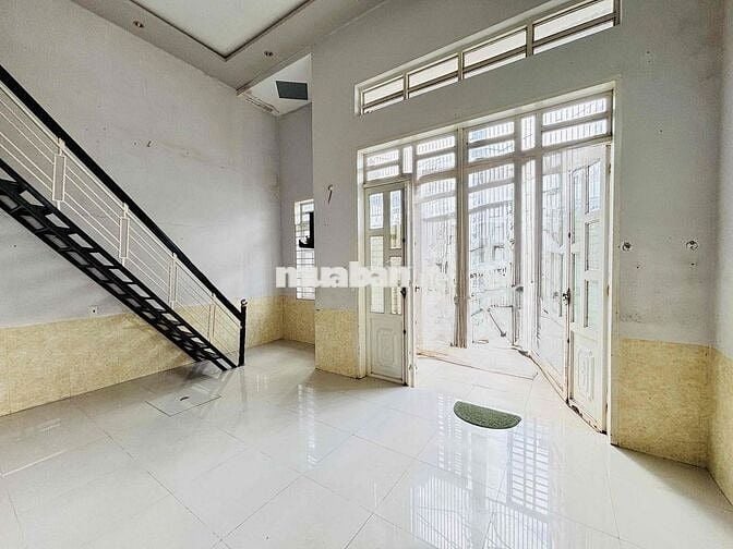 CHO THUÊ NHÀ - HẺM THÁNH TÔNG VÀO 100m