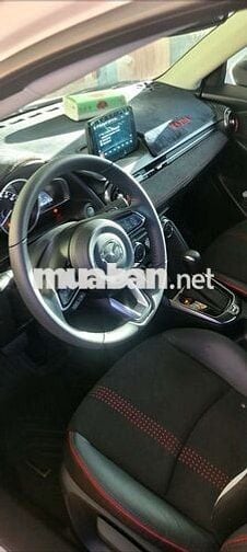 Mazda Mazda 2 Luxury 2026 1800 km