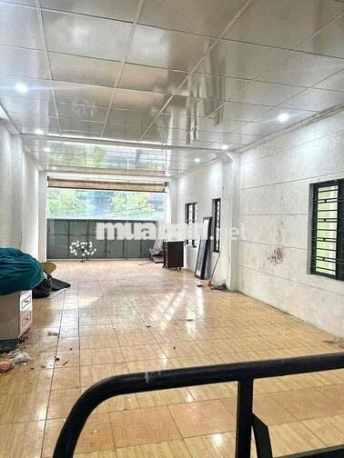 CHO THUÊ NHÀ 3 TẦNG ĐƯỜNG 10M5 NÚI THÀNH – ĐOẠN KINH DOANH SẦM UẤT