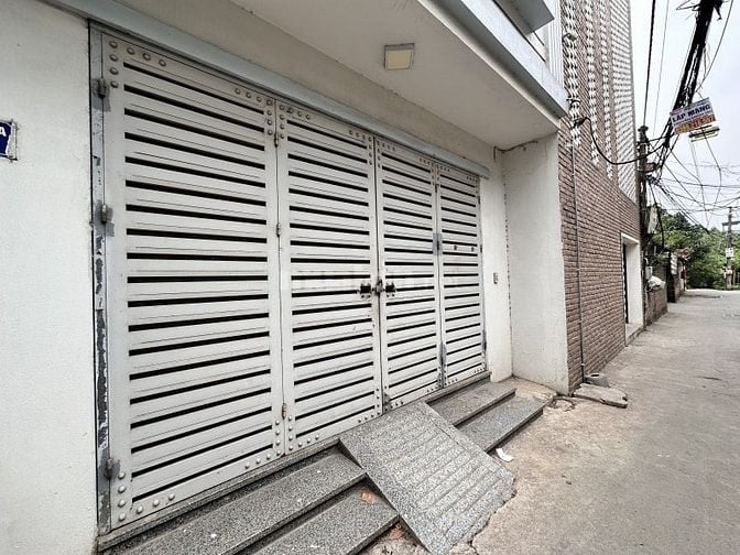 Phố Bắc Cầu – Long Biêt – Ô TÔ – 93 M2 – 4 T – MT 5 M – Giá 11.4 Tỷ. 