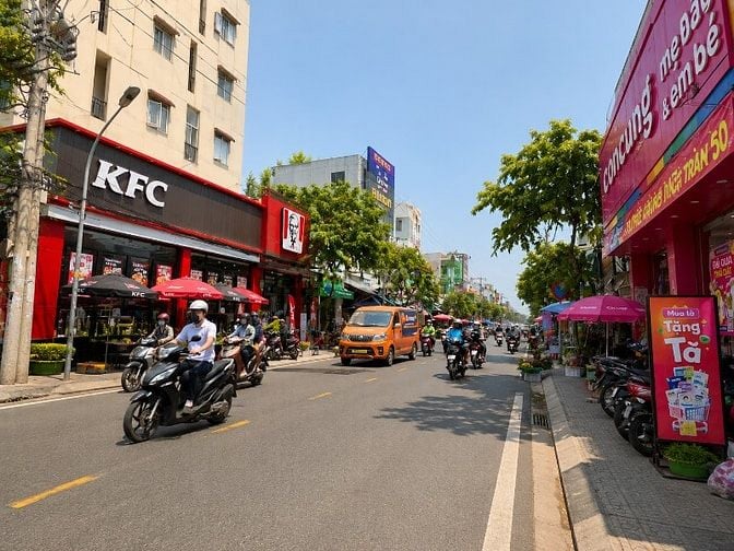 Bán nhà ngay Phạm Văn Đồng - 5x15 - HXH - dòng tiền sẵn - giá chỉ 7 tỷ