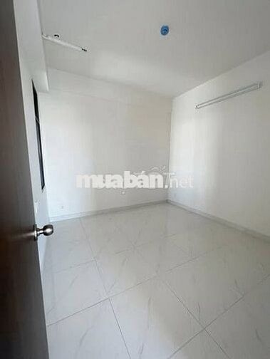 Bán CH Green River Q8 đã có sổ, 3 phòng ngủ 2wc giá 4tỷ150, vay NH dc
