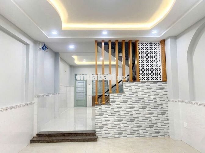 Cho Thuê Nhà 1 Trệt 2 Lầu Đẹp Hẻm Phường Hiệp Thành Quận 12