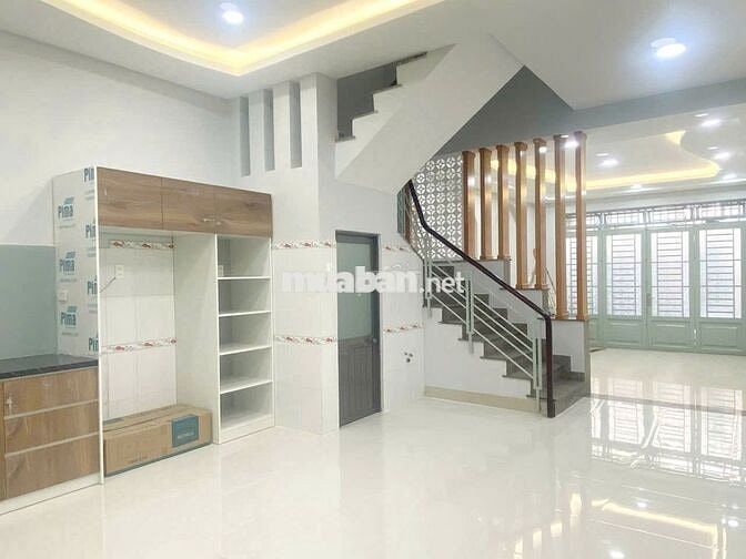 Cho Thuê Nhà 1 Trệt 2 Lầu Đẹp Hẻm Phường Hiệp Thành Quận 12