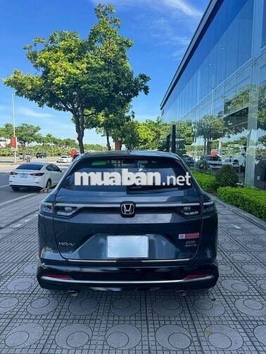 Honda HR-V RS  2023 Odo 2v1 km hàng cọp ✅