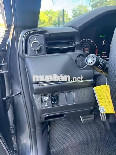 Honda HR-V RS  2023 Odo 2v1 km hàng cọp ✅