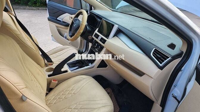 Mitsubishi Xpander 1.5 đời 2018 số sàn trắng