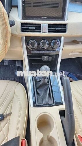 Mitsubishi Xpander 1.5 đời 2018 số sàn trắng