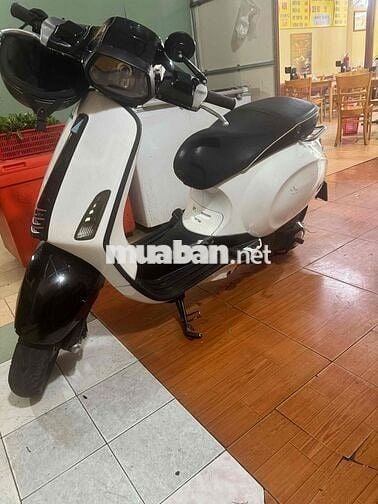 Piaggio Vespa Sprint Trắng