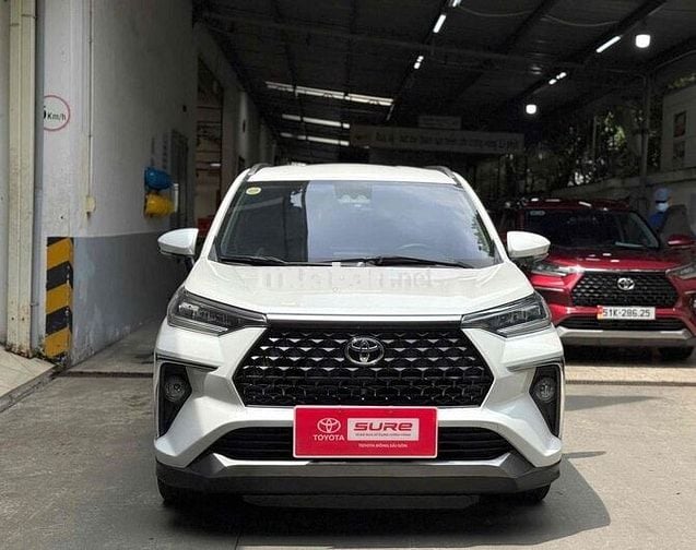 Toyota Veloz Cross Top 2023 - Giá Còn Giảm