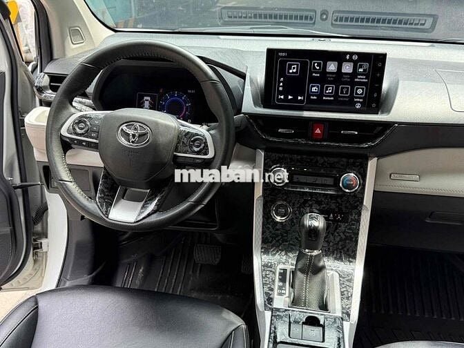 Toyota Veloz Cross Top 2023 - Giá Còn Giảm
