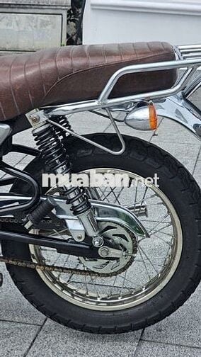 Yamaha YB125SP bánh căm siêu đẹp
