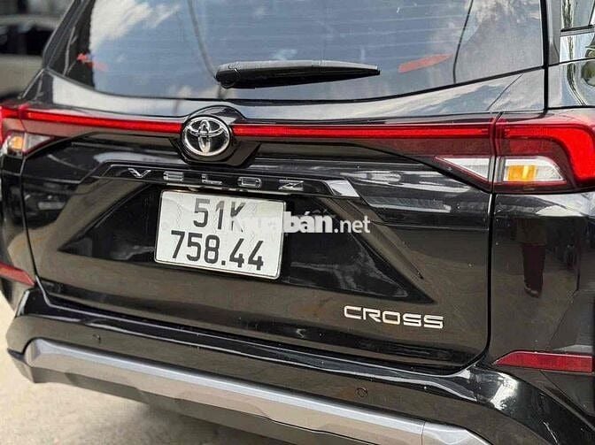 Toyota Veloz Cross Top 1.5CVT 2023 Đen 73000km