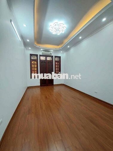 Cho thuê nhà nguyên căn 55m x 4 tầng Nguyễn Xiển