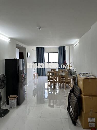 Chính chủ bán Green River Dt71,5m2 2PN 2WC có sổ hồng ko vay NH quận 8