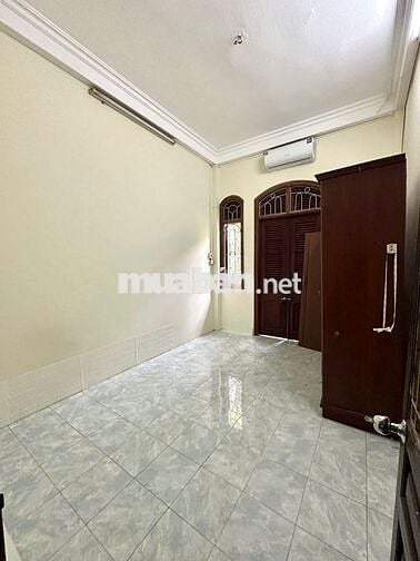 Cho thuê nhà nguyên căn 4 tầng, 3PN, 45m2 tại Khương Đình