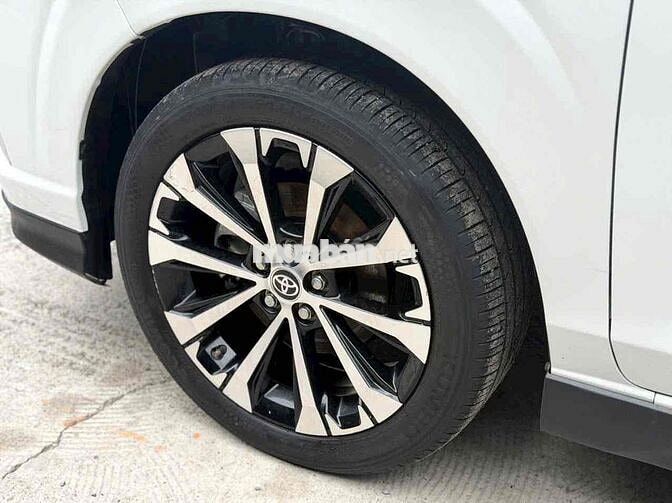 Toyota Veloz Cross Top 1.5CVT 2024 63000km Trắng