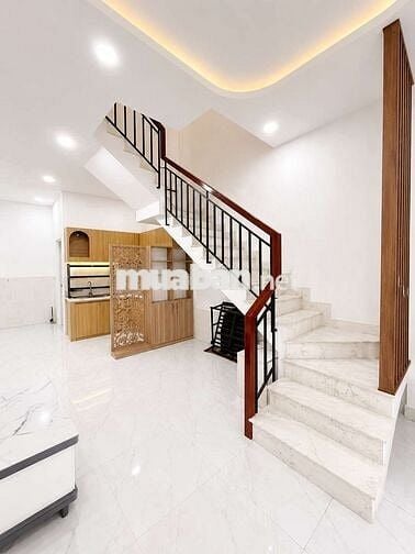 Căn Góc Âu Dương Lân Phường 3 Quận 8 - Ngang 4.5m nở hậu - HXH - Gấp