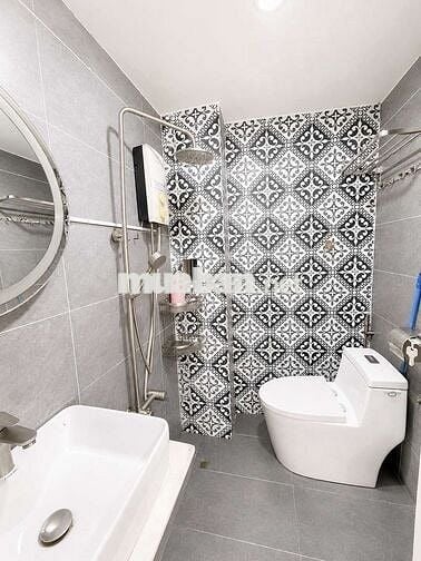 Căn Góc Âu Dương Lân Phường 3 Quận 8 - Ngang 4.5m nở hậu - HXH - Gấp