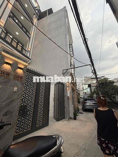 CHDV Dương Quảng Hàm 6 lầu thang máy thu 45tr , 10 tỷ 200