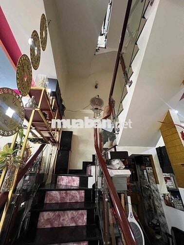 Bán gấp Nhà đẹp 3 tầng Lê Văn Quới, 48m2, cách mặt tiền 1 căn, nhỉnh 4