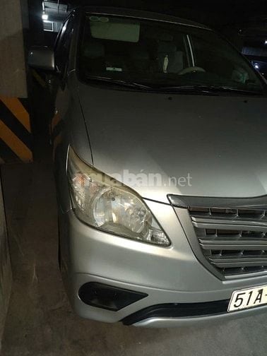 Xe Inova 2014 gia đình đi cần bán