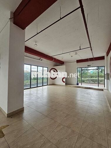 Bán shophouse 124m2 căn góc 2 mặt tiền Pegasuite 2 Tạ Quang Bửu P6 Q8 