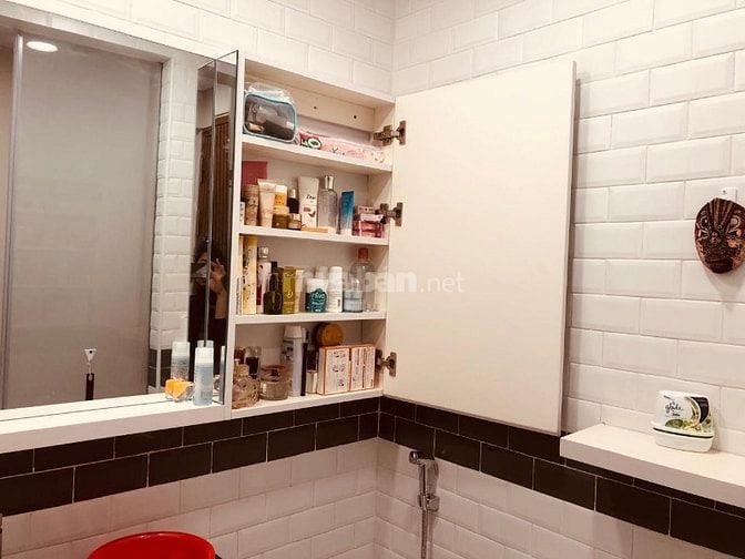 Studio full đồ 20m² – 2 phút ra Hồ Tây – chỉ 5 triệu/tháng