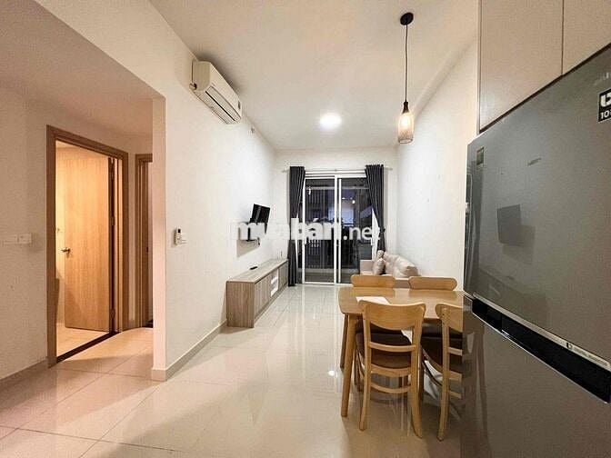 Cho thuê căn hộ 2 phòng ngủ. chung cư Golden Mansion. gần cv Gia Định