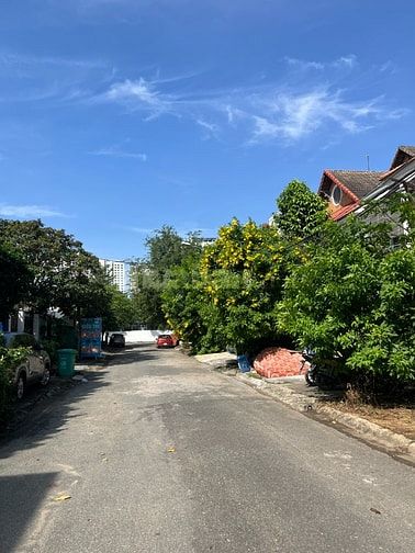 Bán nhanh đất nền 100m2 , đường 49 , KDC 10 ha  