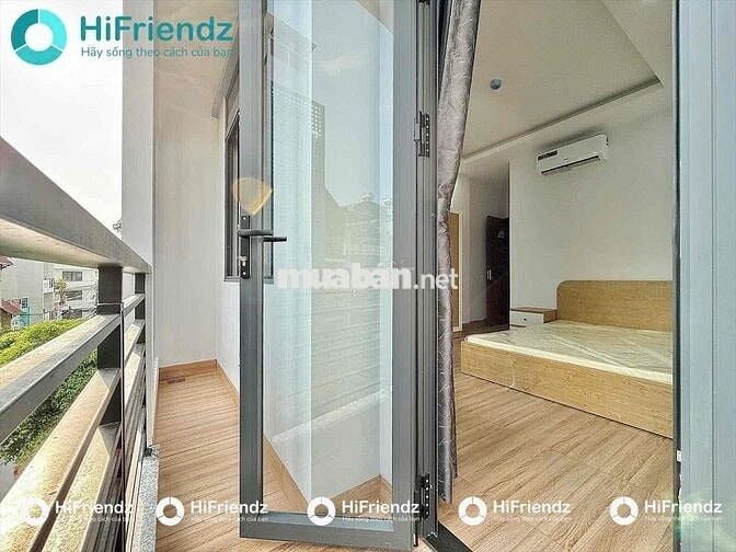STUDIO BAN CÔNG - CỬA SỔ - NGAY CHỢ HOÀNG HOA THÁM - FULL NT ĐẸP