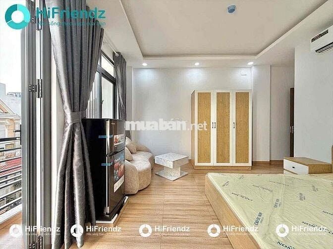 STUDIO BAN CÔNG - CỬA SỔ - NGAY CHỢ HOÀNG HOA THÁM - FULL NT ĐẸP