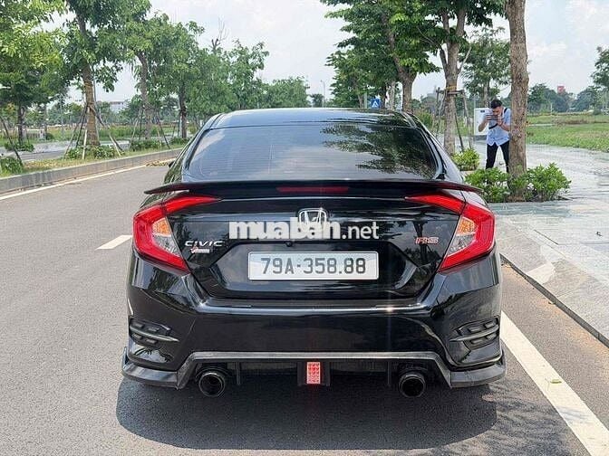 Honda Civic RS 2021 Đen 70.000km
