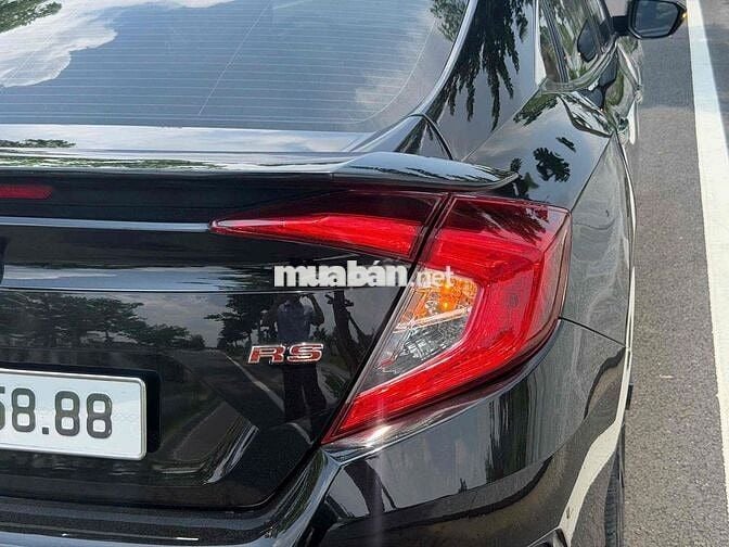 Honda Civic RS 2021 Đen 70.000km