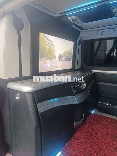 Peugeot Traveller Premium 2019 Đen 6 chỗ 90.305 km