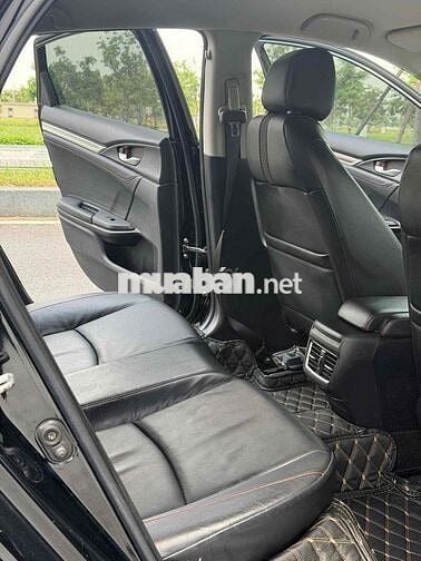 Honda Civic RS 2021 Đen 70.000km