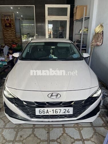 Hyundai Elantra 2024 1.6 đặc biệt 23000 km Trắng