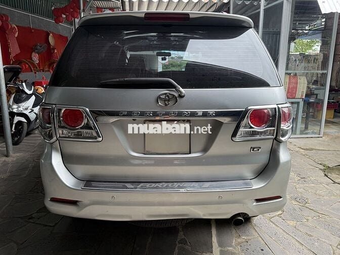 Toyota Fortuner 2013 Số sàn Bạc