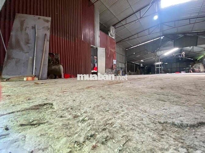 ❤️❤️EM CÓ KHO XƯỞNG 350m2 SẴN ĐIỆN 3 PHA     NỀN MÓNG BÊ