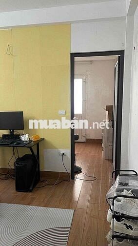phòng khép kín 2700k long biên 35 m2