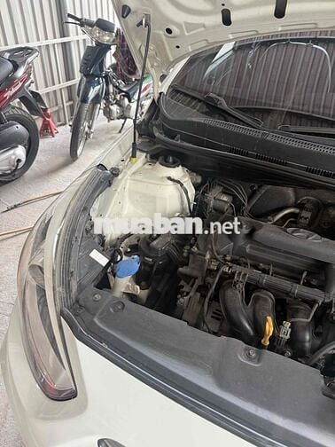 Hyundai Accent Blue 2015 Trắng Tự động 70.166 km