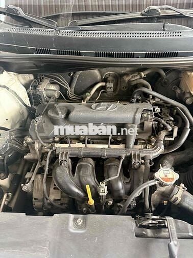 Hyundai Accent Blue 2015 Trắng Tự động 70.166 km