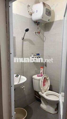 phòng khép kín 2700k long biên 35 m2