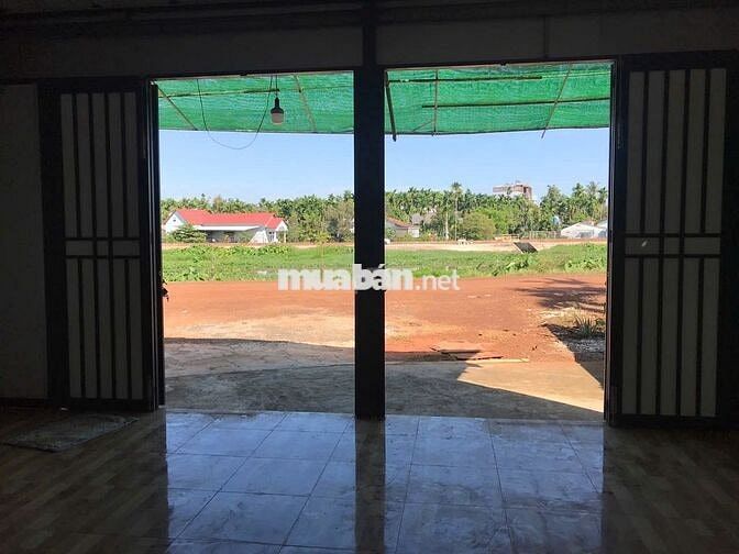 Cho thuê nhà gần đường Cách Mạng Tháng 8, 2,6 triệu/tháng, p Thuận An