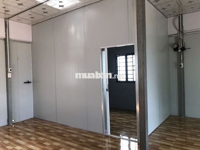 Cho thuê nhà gần đường Cách Mạng Tháng 8, 2,6 triệu/tháng, p Thuận An