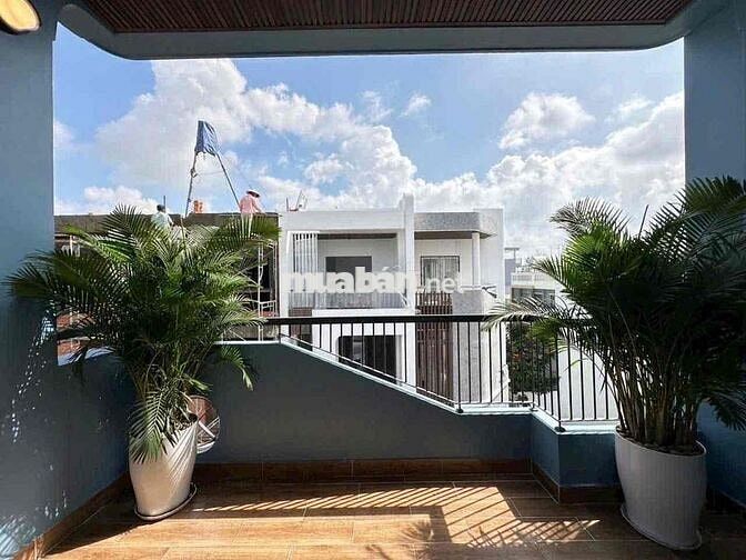 NHÀ ĐẸP 5L THIẾT KẾ HIỆN ĐẠI CHÂU ÂU SANG TRỌNG BẬC NHẤT BÌNH TRỊ ĐÔNG