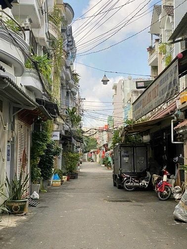 CHÍNH CHỦ CHO THUÊ NHÀ 1358/57 QUANG TRUNG