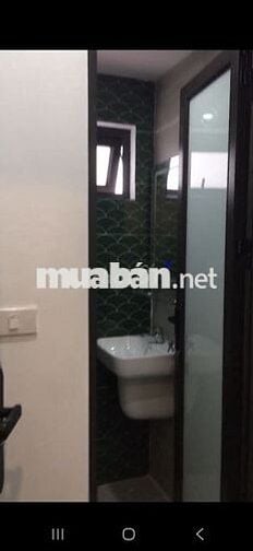 Phòng An Dương Vương 20m² đủ đồ ô tô đỗ cửa giá từ 2,8 tr/th