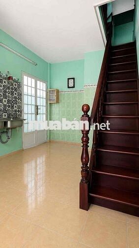NHÀ CHÍNH CHỦ P9 Phú NHUẬN -3 TẦNG- 2PN- GIÁ : 2,6 TỶ      - 3,4 m X 4