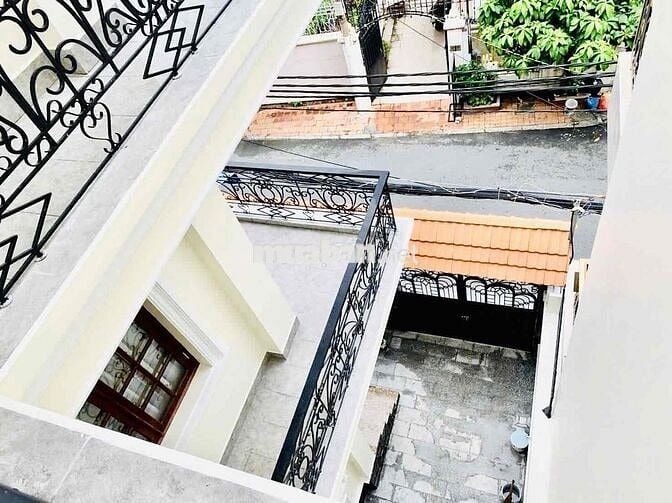 SIÊU PHẨM BIỆT THỰ CHO THUÊ 421A SƯ VẠN HẠNH QUẬN 10-4 TẦNG-GIÁ 40TR
